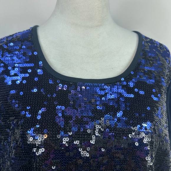 ⭐️ Host Pick ⭐️Quacker Factory black and blue sequined top size 1X - Picture 7 of 10